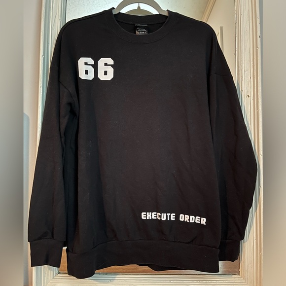 Her Universe / Our Universe Star Wars Clone Sweater Size Small - Picture 3 of 3